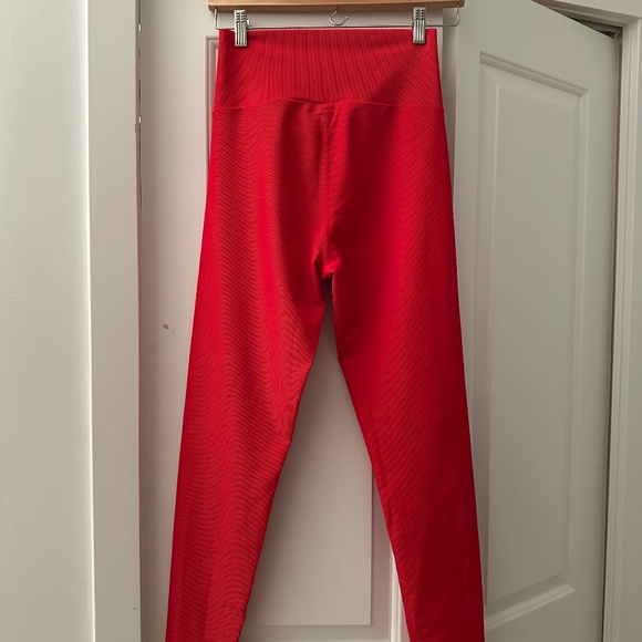 Beach Riot Cara Rib Legging - Picture 4 of 8